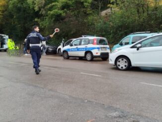 Pedone investito a Perugia, traffico in tilt su via Settevalli