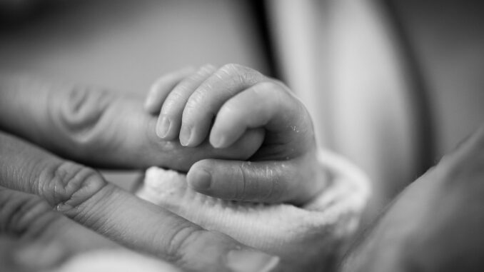 Natalità in Umbria, il contributo possibile per i genitori
