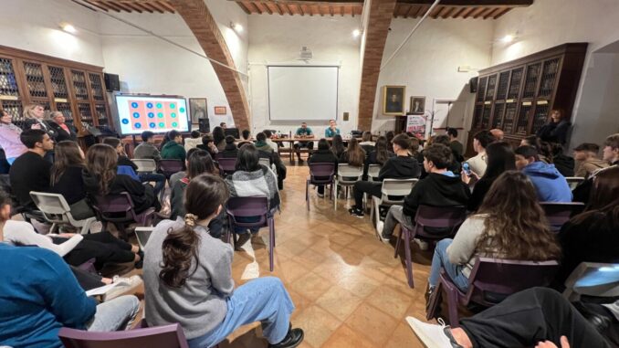 Sir Susa Vim Perugia al Liceo Jacopone: Incontro con gli studenti