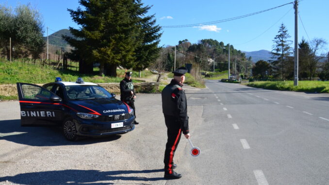 Denunciate tre donne per furto a Terni: razzia di cosmetici 