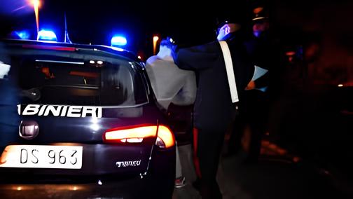 Litiga con la moglie ed aggredisce i Carabinieri, arrestato