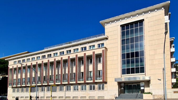 Mediocredito Centrale avvia trattative con Banca del Fucino