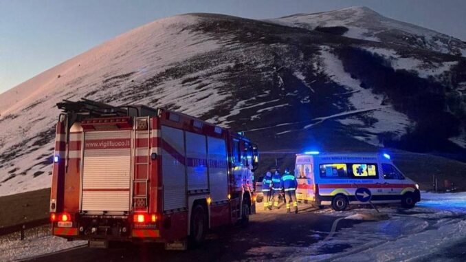 Soccorso in Montagna: Giovane Escursionista Salvato sul Monte Cucco