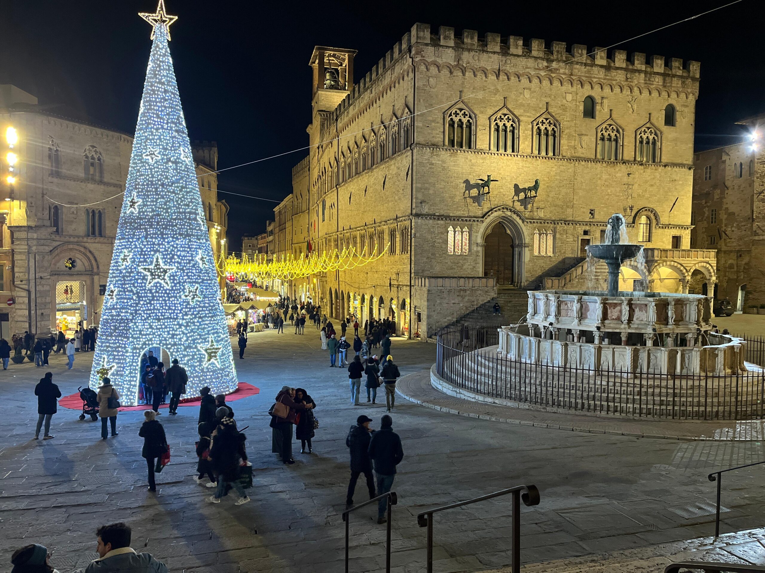 Disallestimento Natalizio in Centro: «Nessun Ritardo»