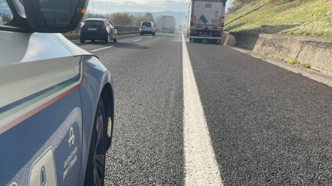 Incendio camion tra Fabro e Orvieto: traffico in tilt
