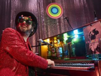 Vinicio Capossela in concerto a Perugia con “Conciati per le Feste”