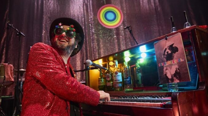 Vinicio Capossela in concerto a Perugia con “Conciati per le Feste”