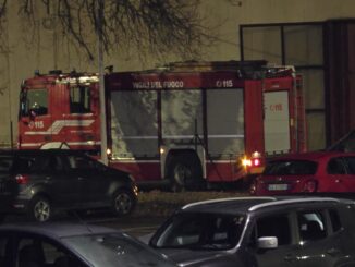 Tragedia sul lavoro a Perugia, muore operaio schiacciato da una pressa