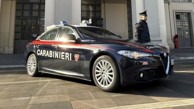 Perugia: minaccia il figlio con un’ascia, arrestato dai Carabinieri