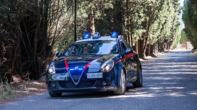 Perugia (PG): aggredisce una donna, individuato e denunciato