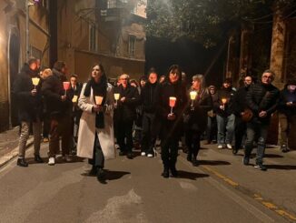 Perugia ricorda Andrea Prospero: fiaccolata e appello all'unità