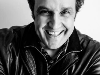 Flavio Insinna al Teatro Morlacchi con Gente di facili costumi