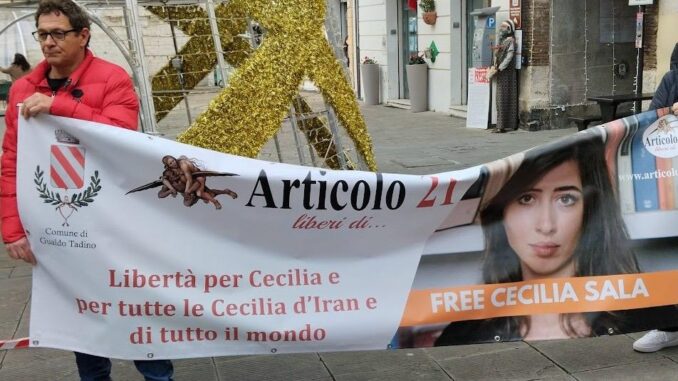 Gualdo Tadino si schiera per la libertà di Cecilia Sala