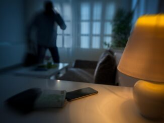 Ladri acrobati imperversano a Perugia: allarme furti ai piani alti