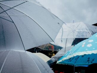 Tornano le perturbazioni: piogge e rovesci attesi da Nord a Sud