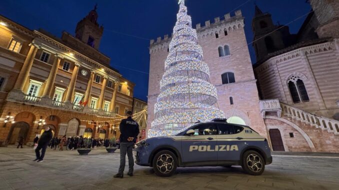 Controlli intensificati a Foligno: 117 persone identificate