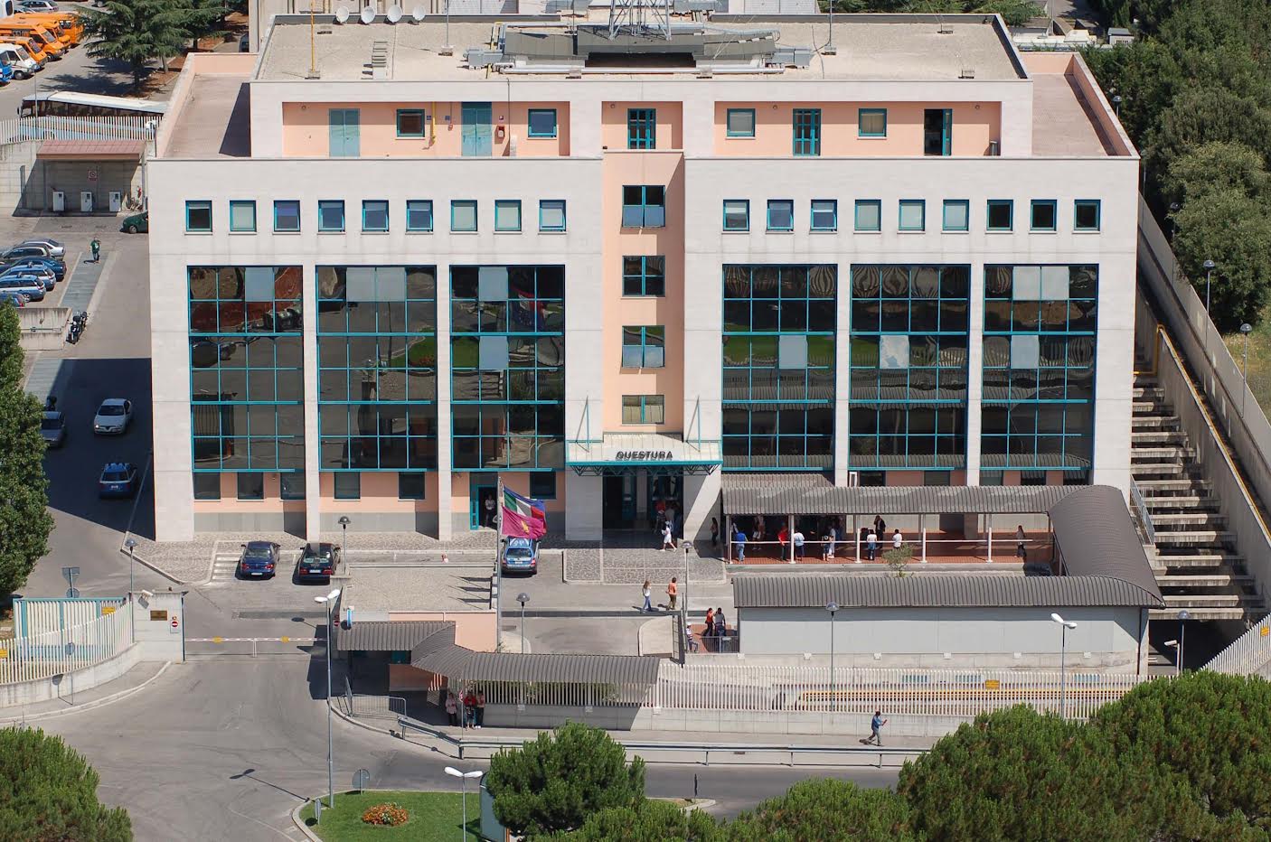 Questura Perugia: Nuove modalità accedere Ufficio Immigrazione