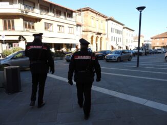 Accoltellamento in abitazione tra fratello e sorella, denunciati dai Carabinieri