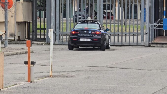  Sequestrati sei smartphone in carcere Capanne a Perugia, operazione chiave