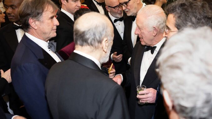 Cucinelli a cena con Carlo III: dialogo su moda e sostenibilità