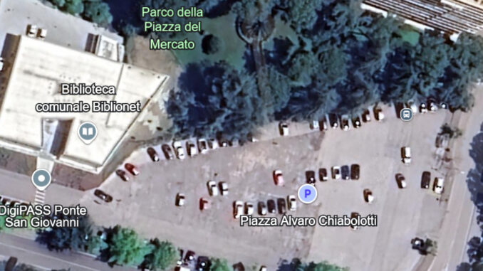 Mercato o parcheggio? Piazza Chiabolotti, il dietrofront della giunta