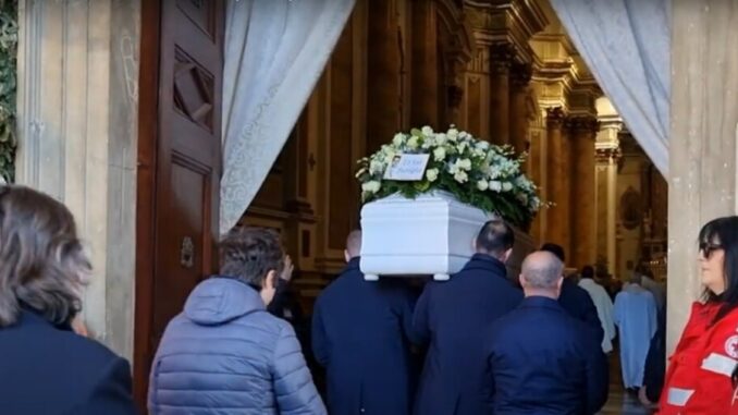 Lanciano piange Andrea, studente modello morto a Perugia