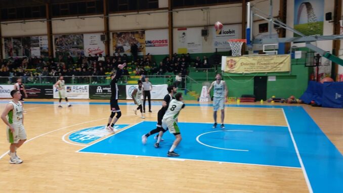 Svila Perugia Basket trionfa a Chieti nel quarto di gioco