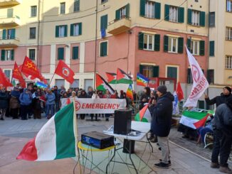 Manifestazione a Perugia contro il riarmo e le guerre