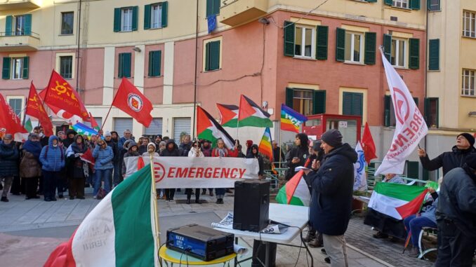Manifestazione a Perugia contro il riarmo e le guerre