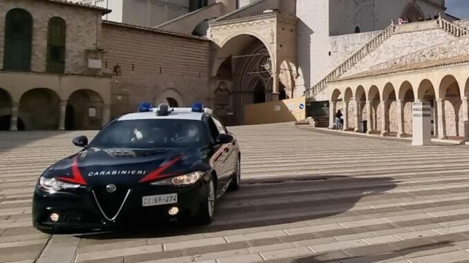 Coppia arrestata ad Assisi per spaccio di droga