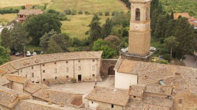 Giovani artisti cercasi per residenza a Collestrada