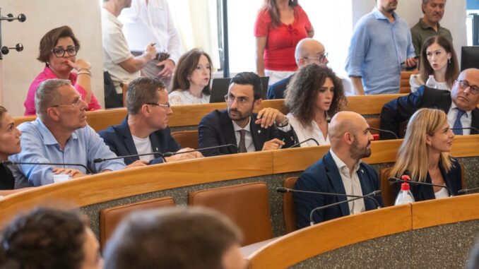 Propaganda nelle scuole: l'opposizione attacca la Ferdinandi