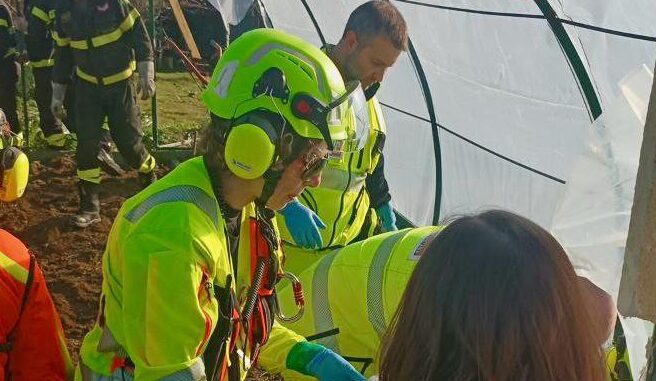 Incidente con Motozappa a Castel del Piano: Un Uomo Ferito