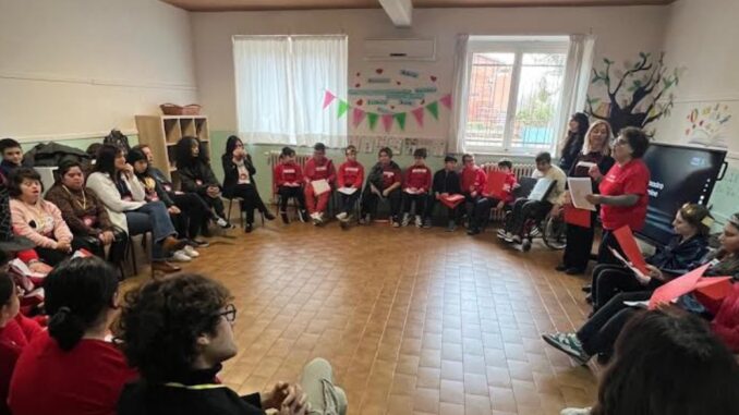Progetto unisce studenti e persone con disabilità