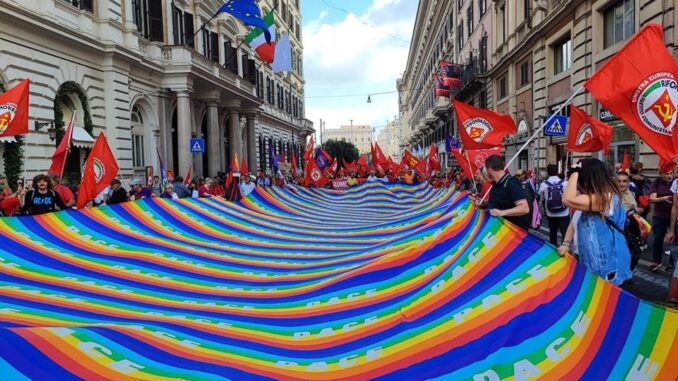 Il 15 marzo, un fronte contro la militarizzazione dell'UE