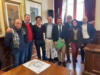 Discussi temi su energia, rifiuti e sostenibilità in Umbria