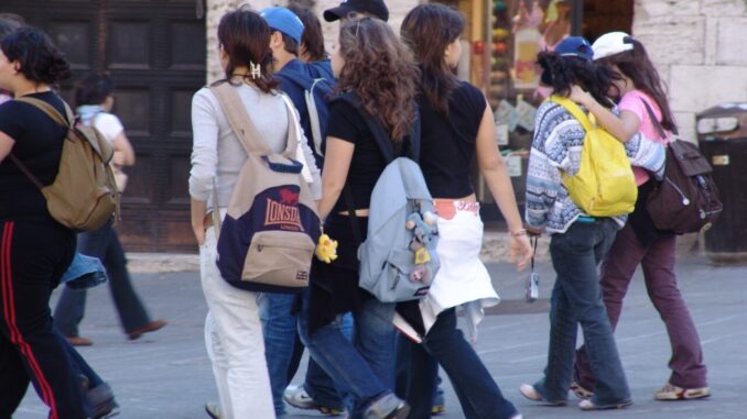 Umbria, oltre 7 milioni per borse di studio Adisu 2025