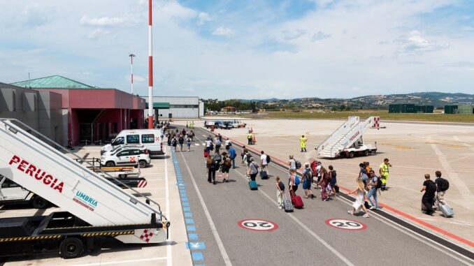 Aeroporto a Perugia: bilancio approvato e aumento di capitale
