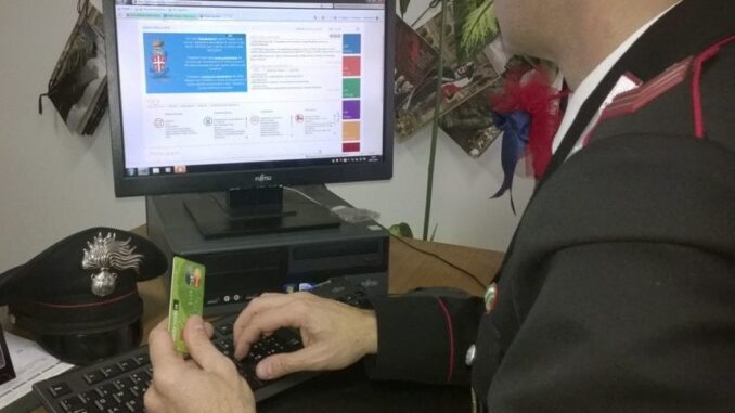 Vende online ricambi auto e sparisce, denunciato 23enne