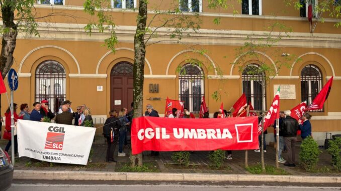 Presidio a Perugia contro il silenzio Rai sui referendum