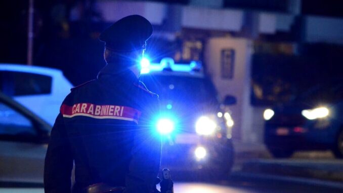 Lite sul bus a Perugia, due feriti e indagini in corso