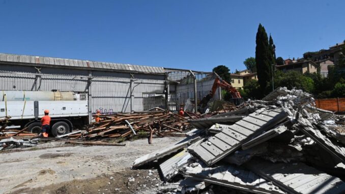 Via Settevalli, ruspe in azione per il Metrobus Perugia