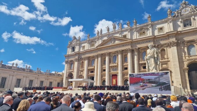 La Presidente Stefania Proietti, con gratitudine e amore l’Umbria saluta Papa Francesco