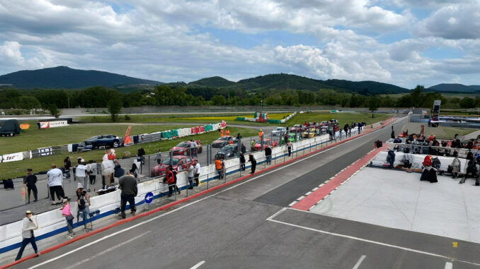 Malvasio domina a Magione, folla e spettacolo in pista