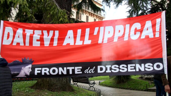 Scontro in piazza e in aula sulla manovra fiscale regionale
