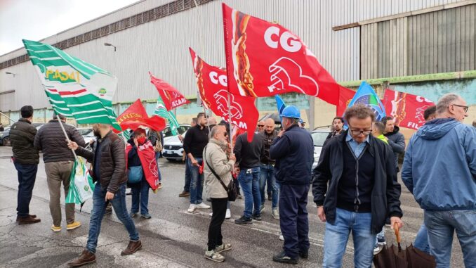 Sindacati chiedono tutela per esuberi vigilanza Ast Terni