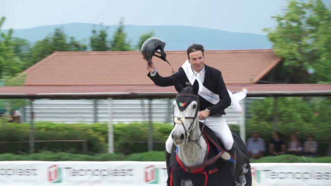 Almeida trionfa a Montefalco nel Gp H155 internazionale