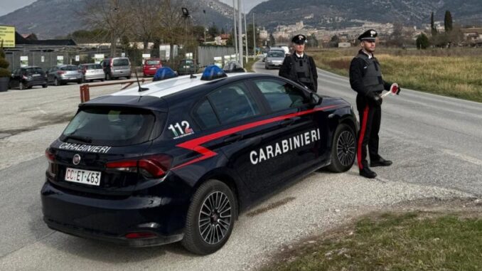 Gubbio, 65enne denunciato per sabotaggio con viti in strada