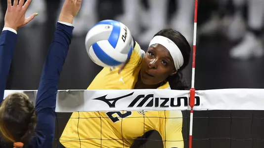 Kashauna Williams nuova opposta per la Bartoccini Perugia