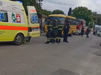 Incidente a Torgiano, pulmino travolge bambino al semaforo
